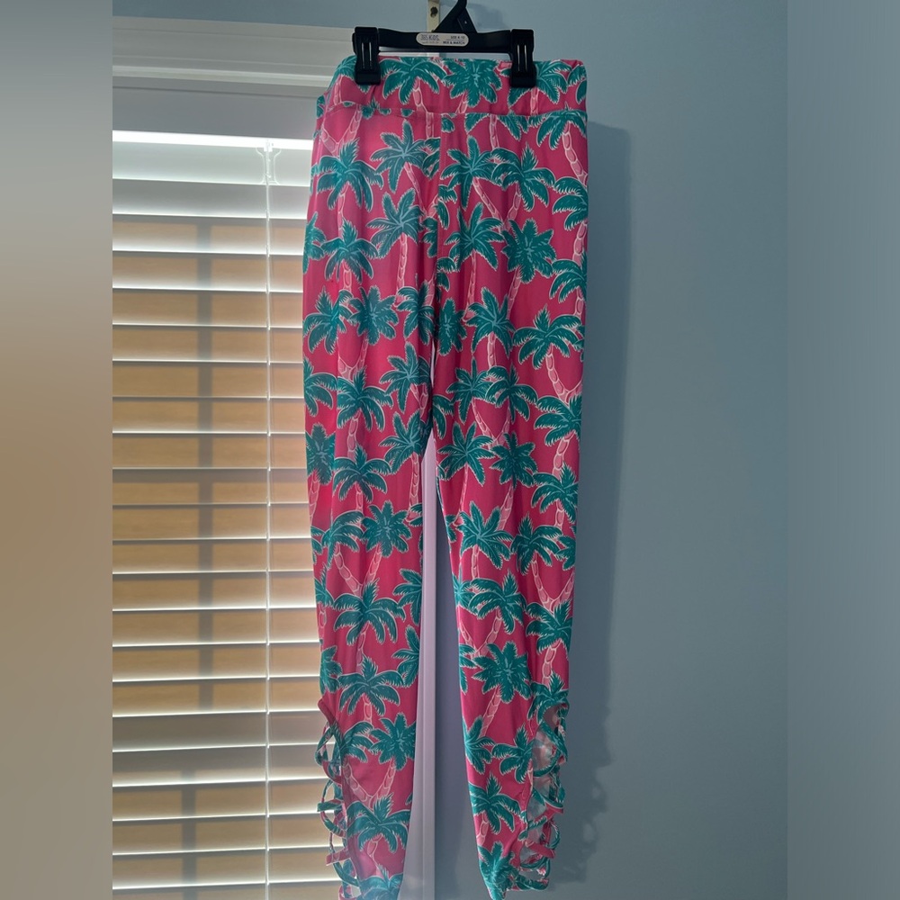 NWT Simply Southern Pink and Teal Palm Tree Leggings - size One Size Fits All